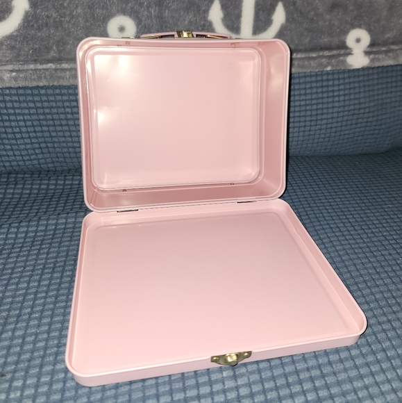 Truly Beauty Metal Box - Picture 4 of 4